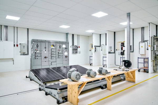 praktijkruimte-elektrotechniek-parkstad-opleidingen-den-bosch-7b98dd68.jpg